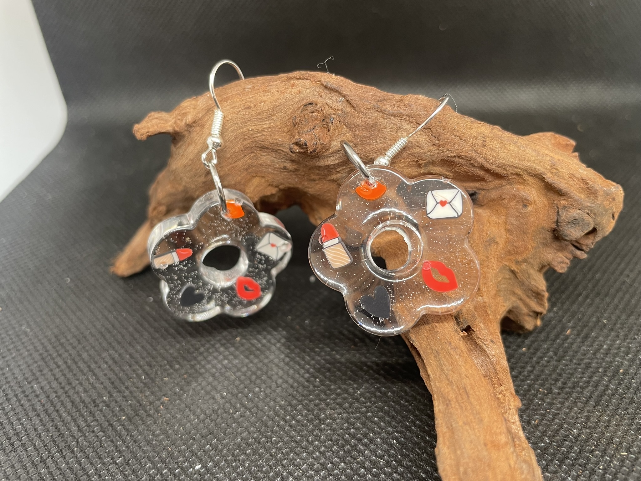 Boucles d'oreilles petites fleurs Lya