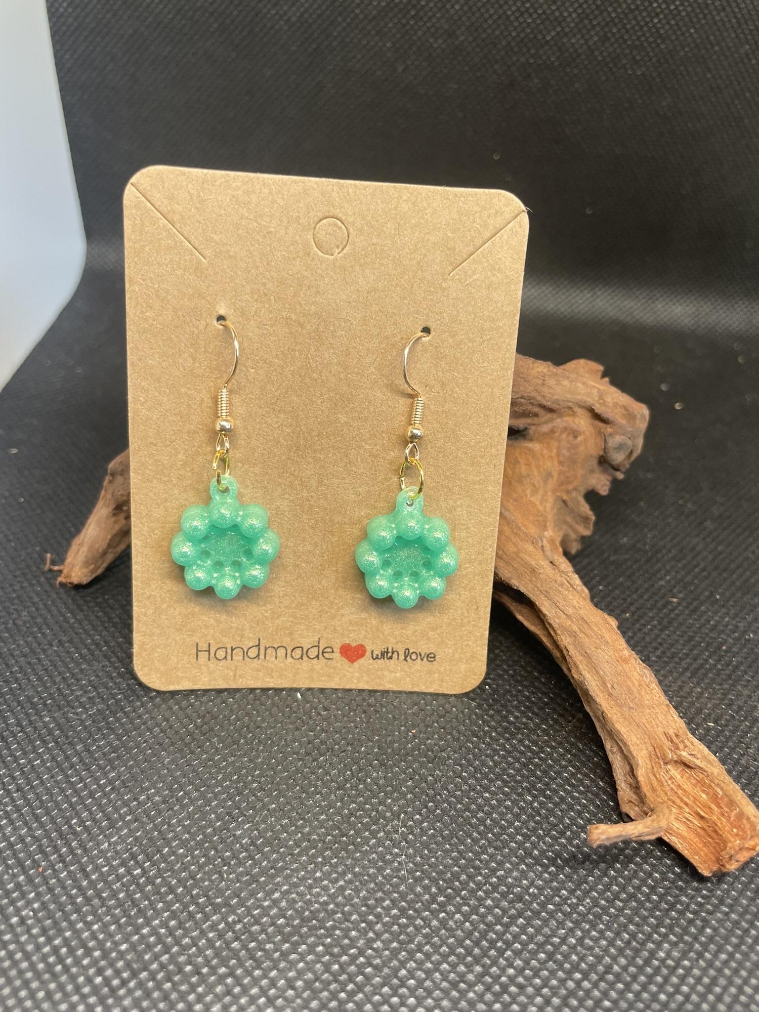 Boucles d'oreilles petites fleurs vertes