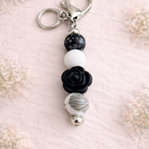 porte clés rose noire en perles silicone